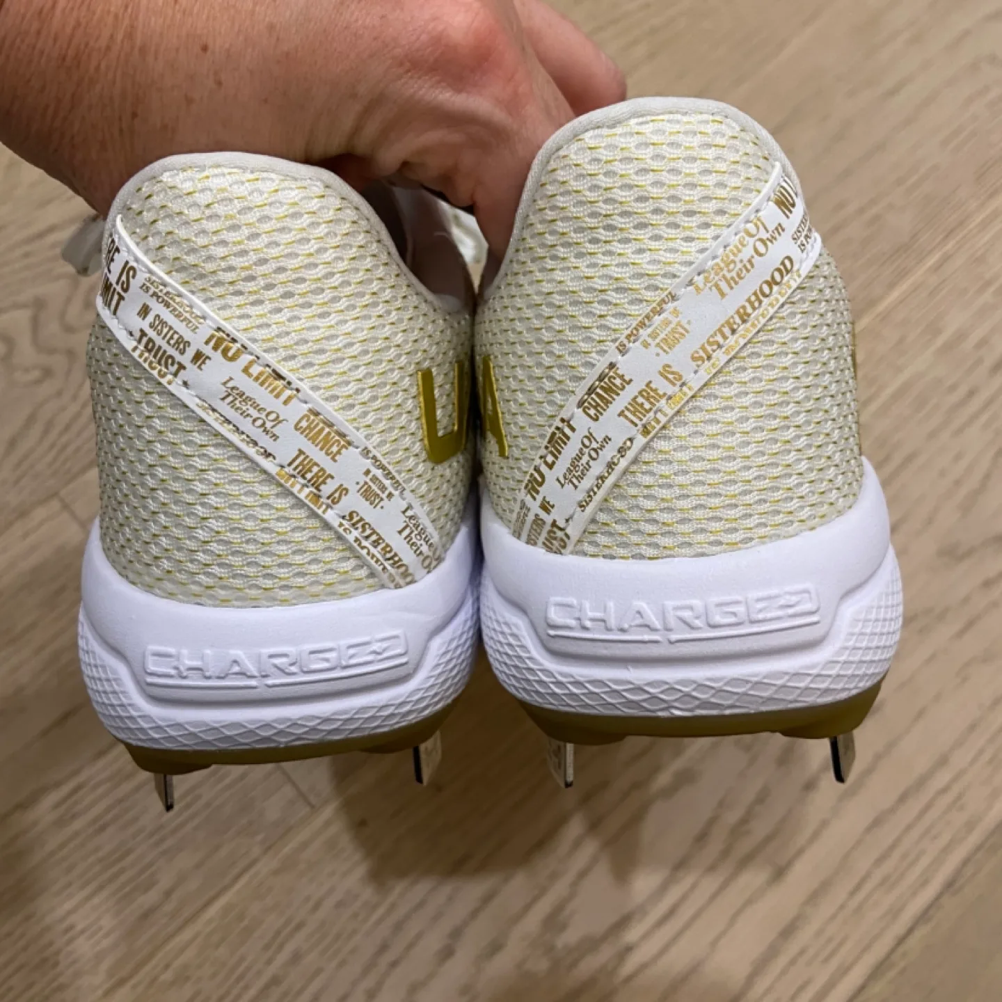 New size 8.5/40 women’s Under Armour Glyde 2.0 MT image indicator(3)