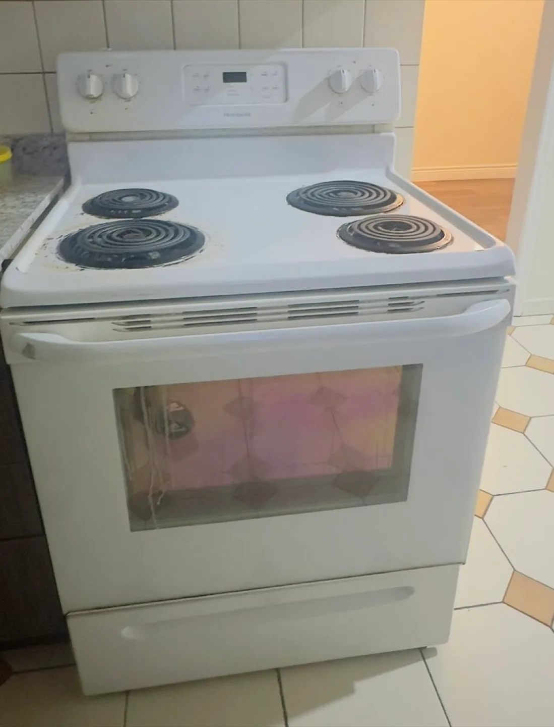 Freestanding Electric Range