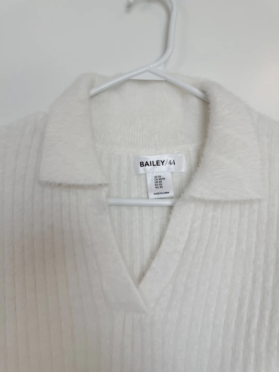 Bailey 44 White Knit Top !Brand New! image indicator(2)