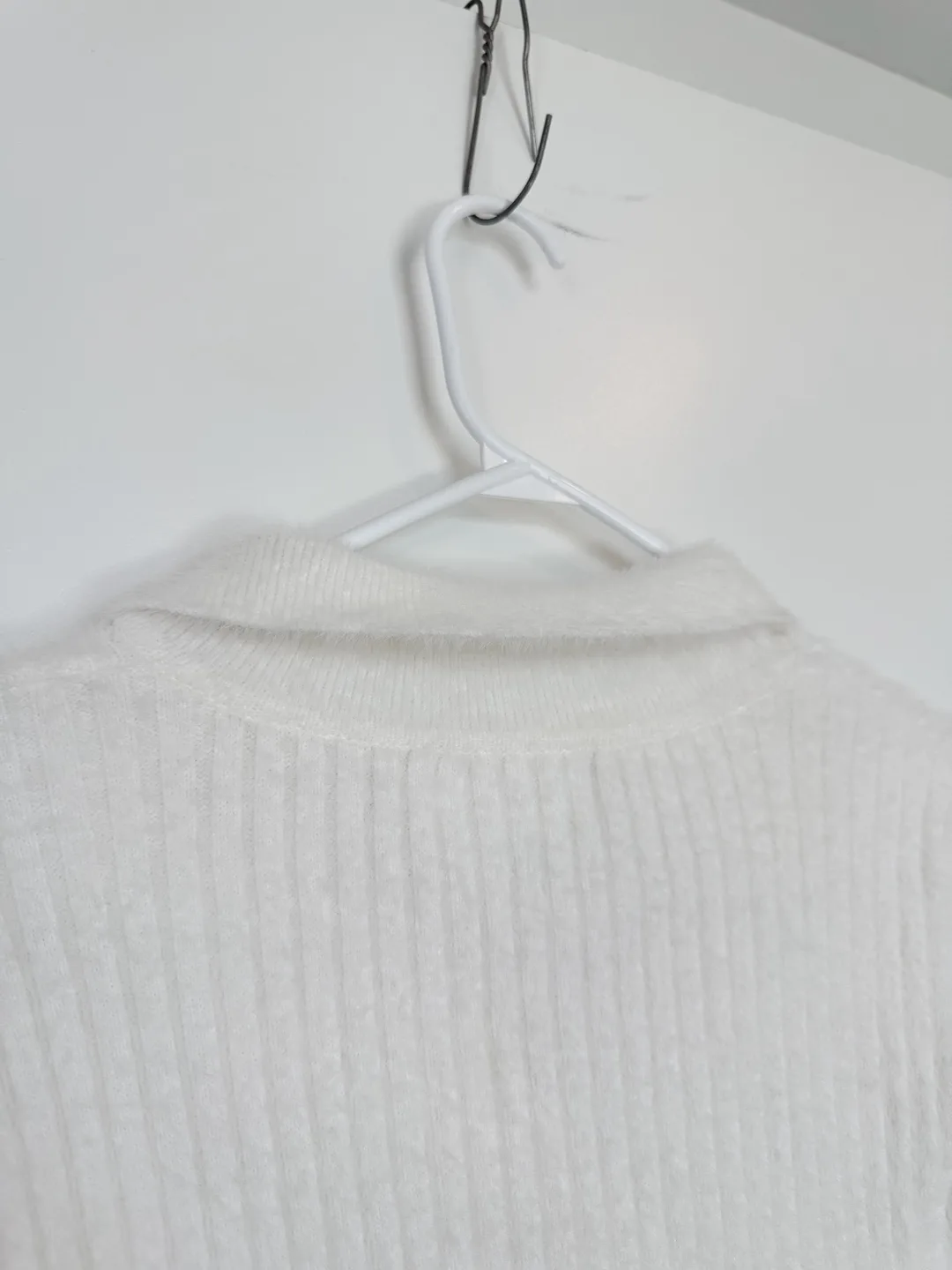 Bailey 44 White Knit Top !Brand New! image indicator(9)