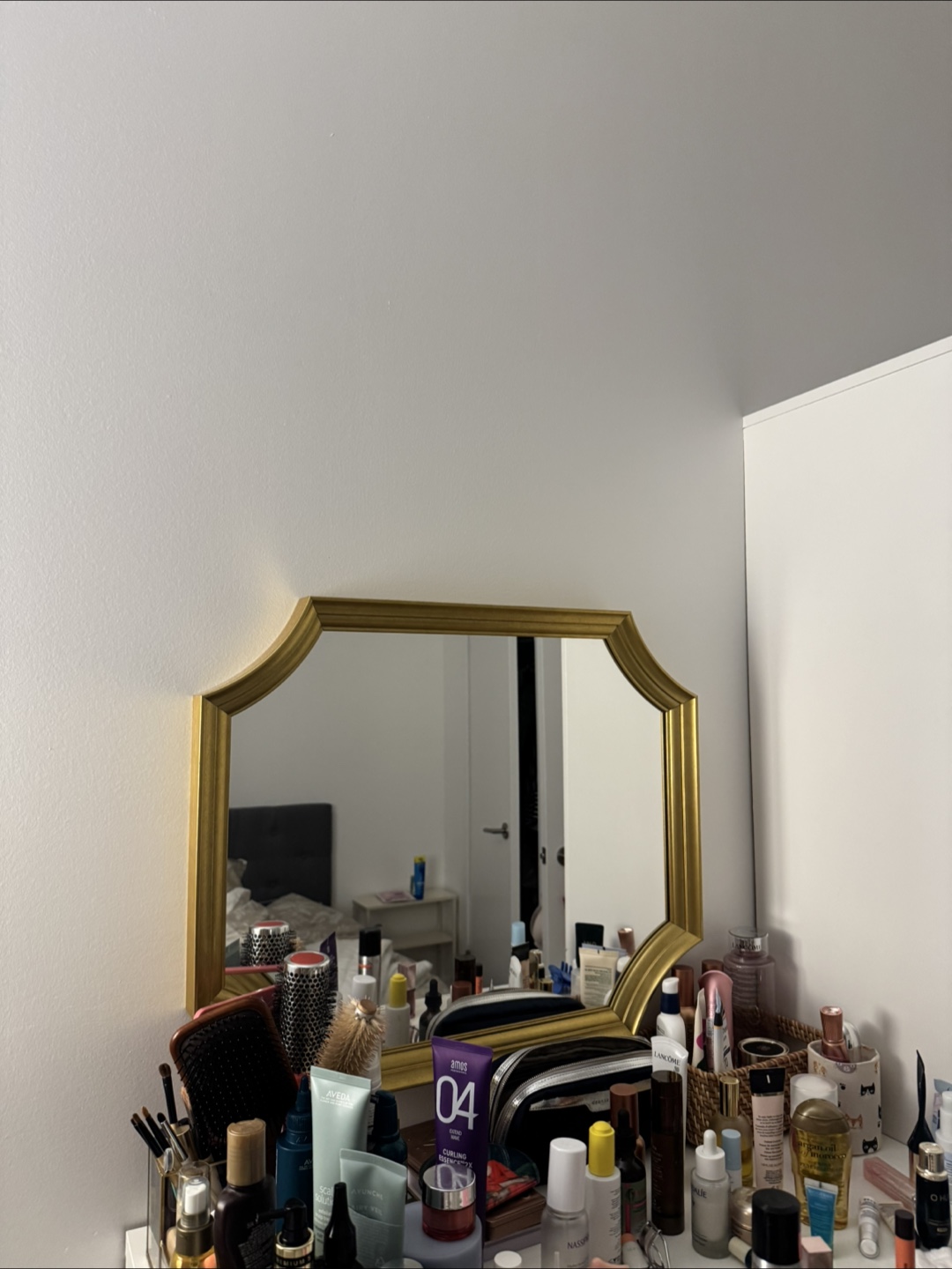 White 4 Drawer Dresser and the mirror - photo 2