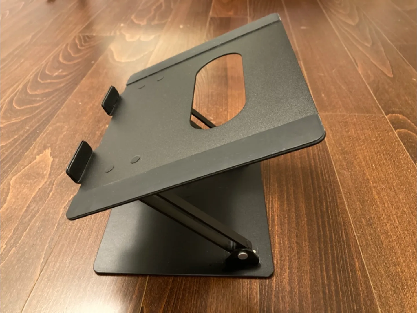 Sturdy Black Laptop Riser Stand image indicator(2)