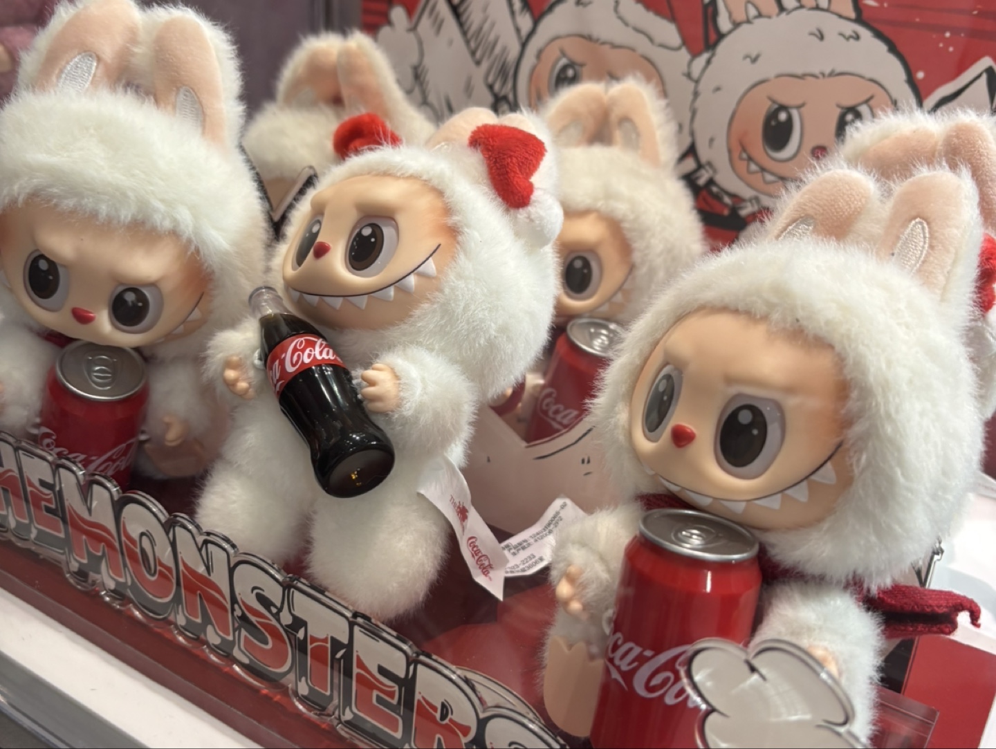 Labubu, Coca-Cola Pop Mart The Monsters Vinyl Figure x2