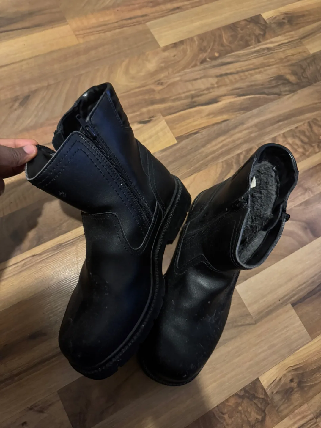 Black Leather Ankle Boots image indicator(2)