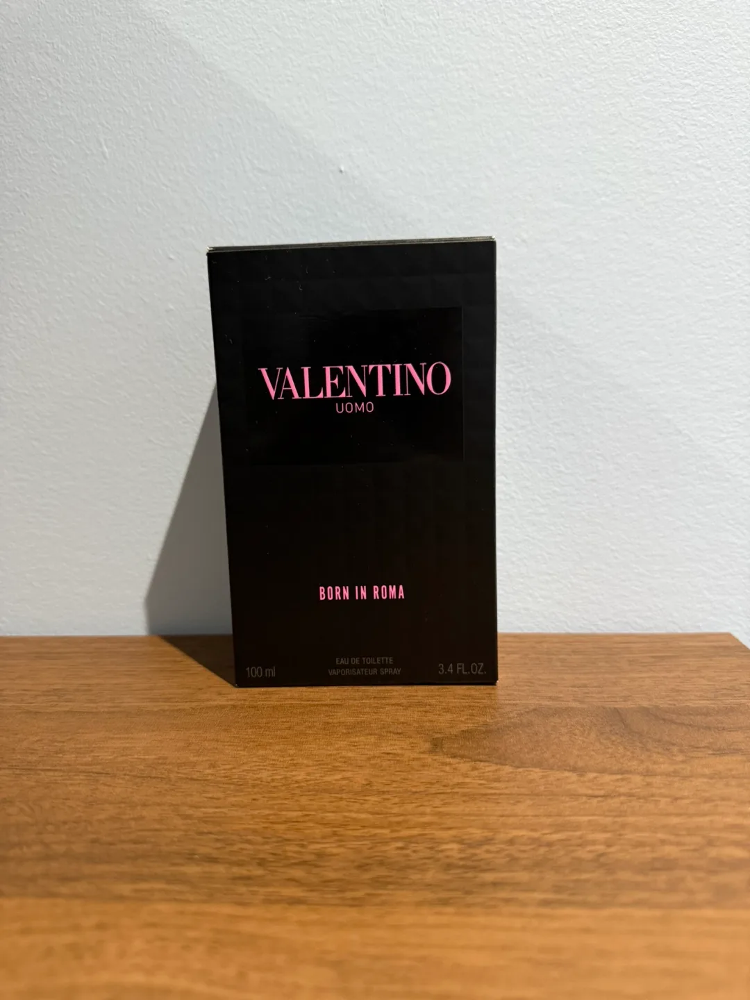 Valentino Uomo Born in Roma Eau de Toilette thumbnail