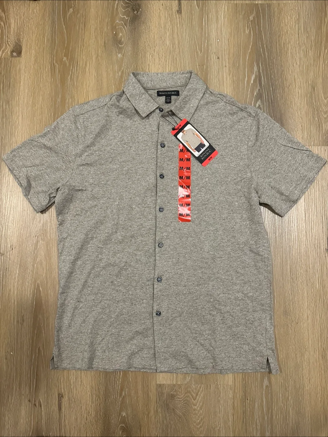Banana Republic Beige Button Down Polo Size Medium thumbnail