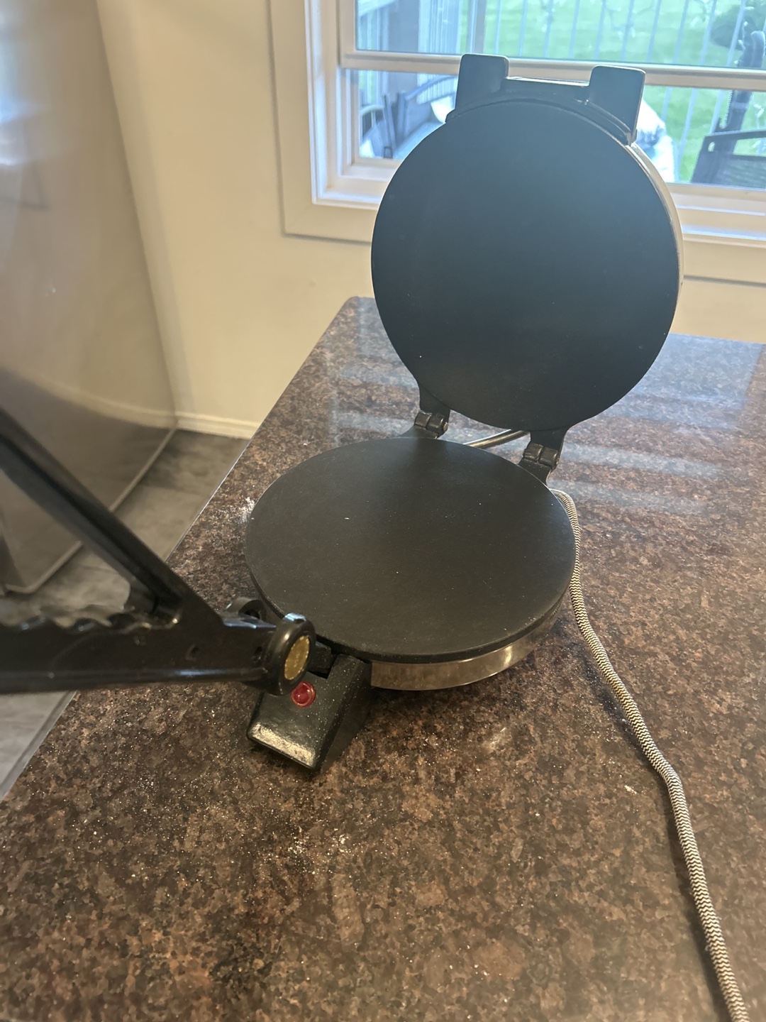 Electric Roti Maker - photo 2