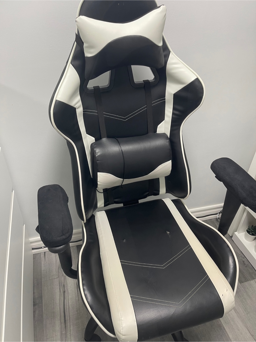 Desk Chair - Black and White