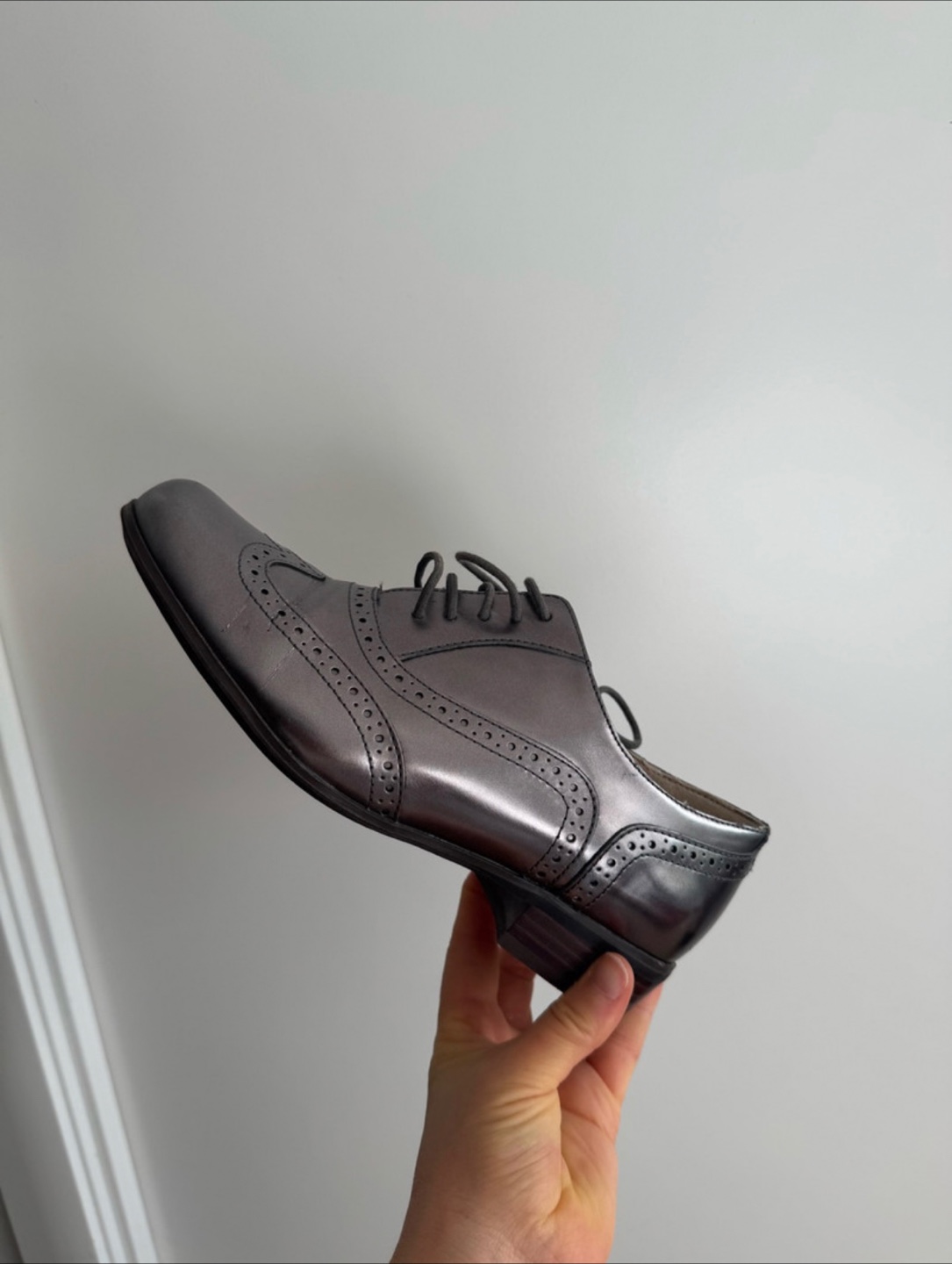 Clarks Women's Metallic Grey Leather Brogue Oxfords