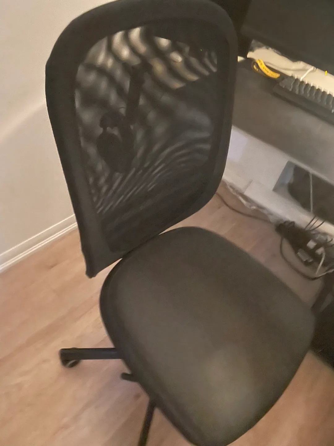 IKEA FLINTAN Office Chair- Black thumbnail