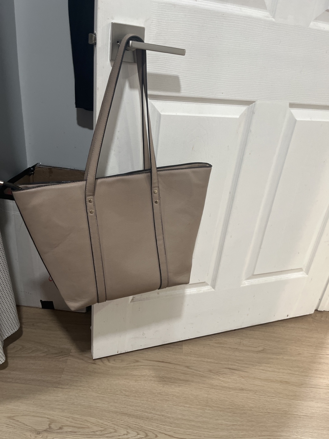 Set of Two Handbags - Tote and Crossbody - photo 2
