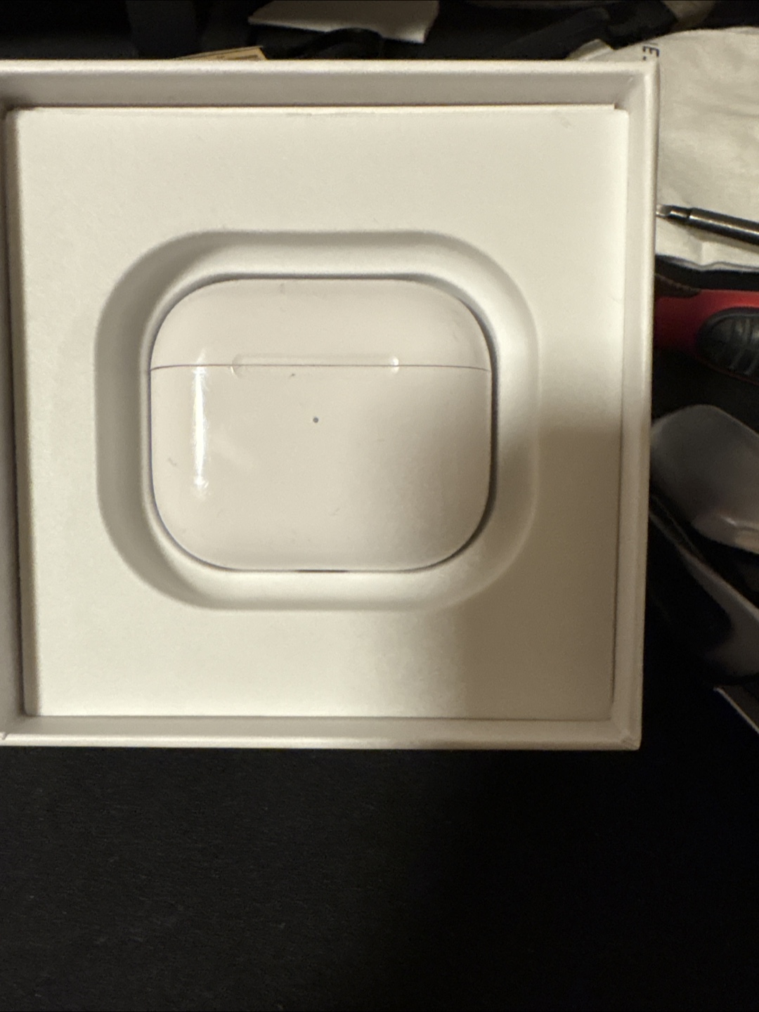 Apple AirPods with MagSafe Charging Case