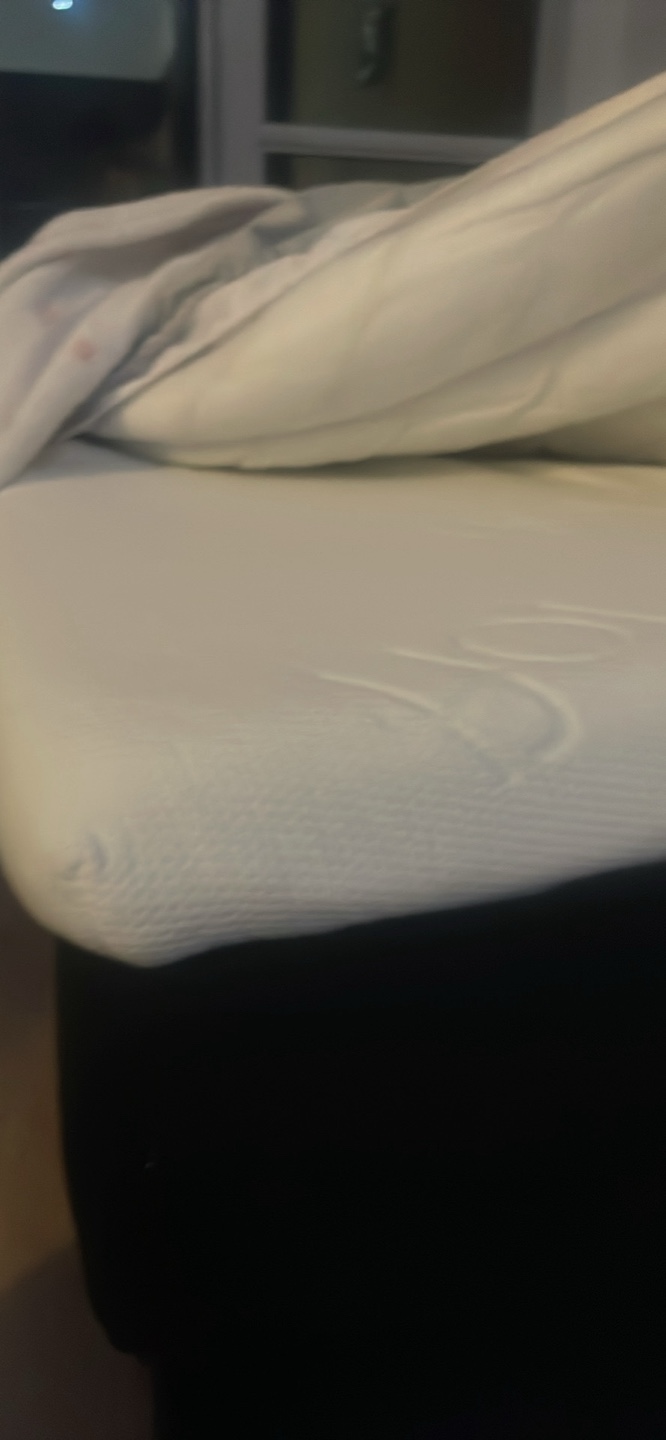 Black L-pull out couch- small damage! - photo 4