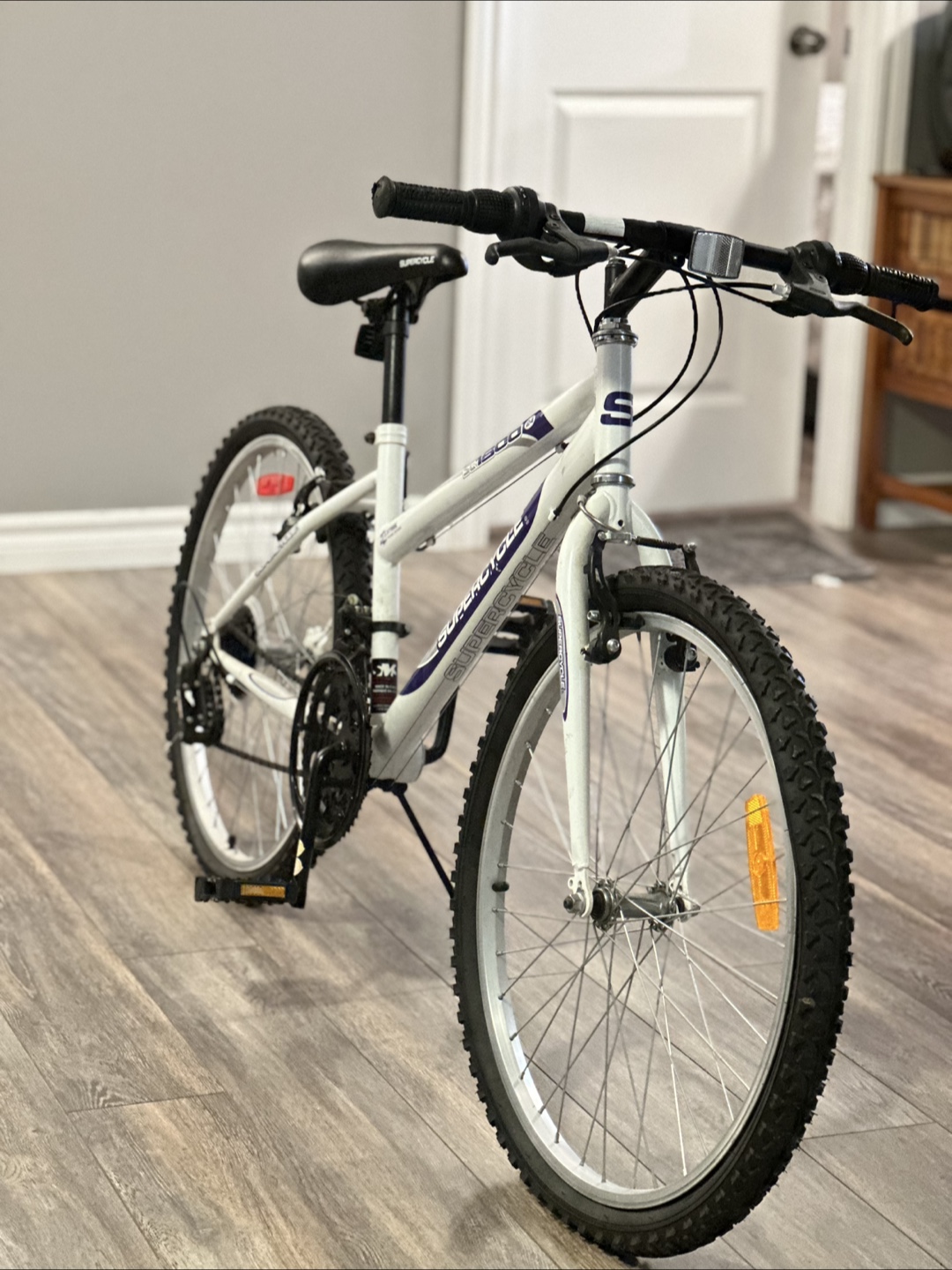 Supercycle SK1600 Girls' Mountain Bike