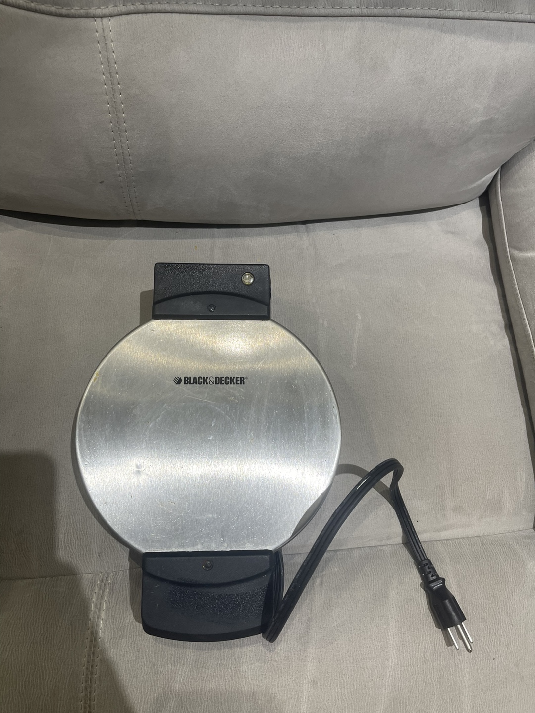 Black + Decker Round Waffle Maker - photo 2
