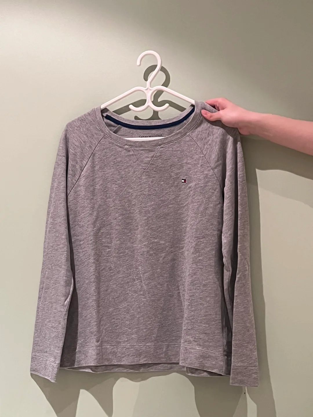 Tommy Hilfiger Grey Long Sleeve Sweatshirt thumbnail
