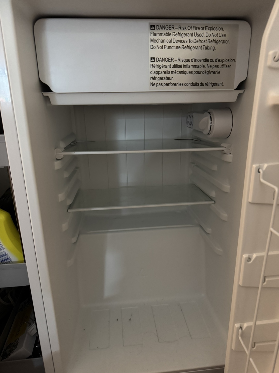 CLASSIC Mini Fridge - White, 3.5 cu. ft. - photo 4