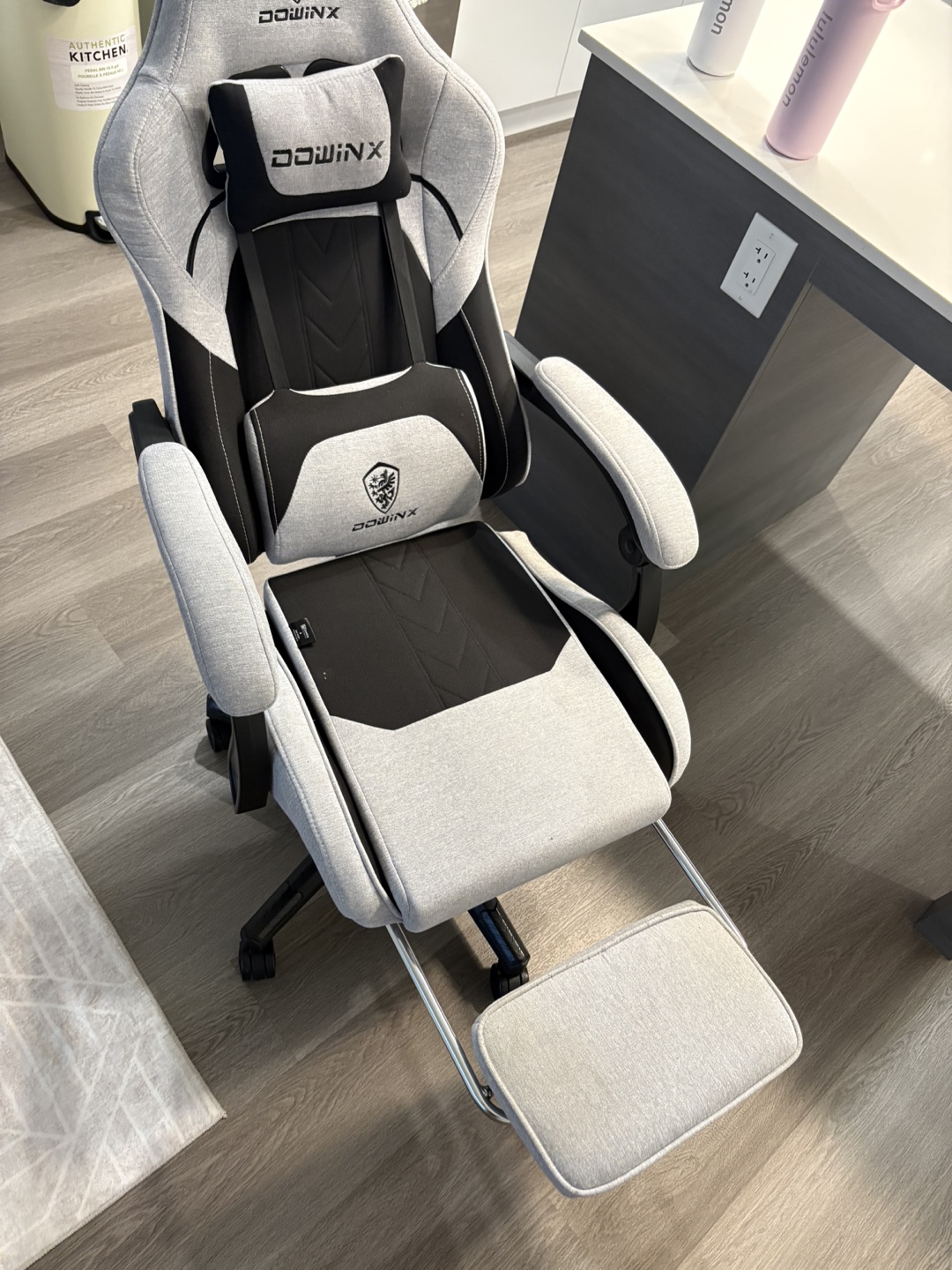 DOWINX Reclining Gaming Chair with Footrest - Grey