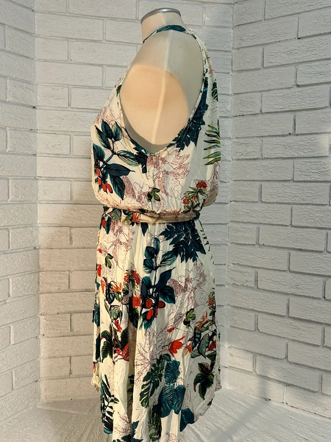 Floral Halter Neck Mini Dress image indicator(6)
