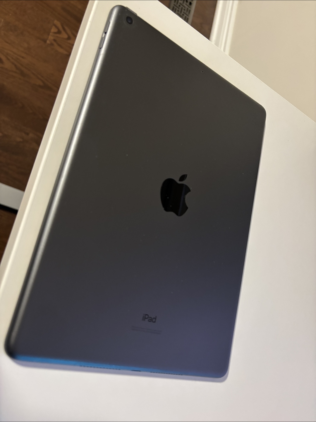 iPad 8th gen 128GB - photo 2