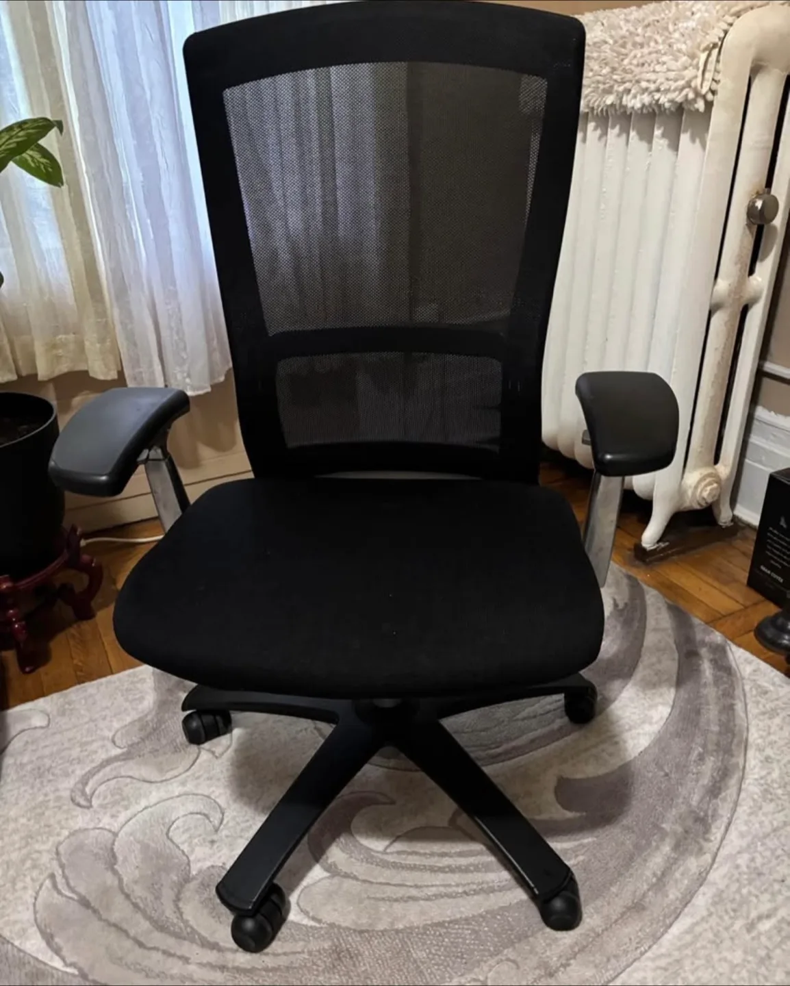 Used Office Chair - Mesh Back, Black thumbnail