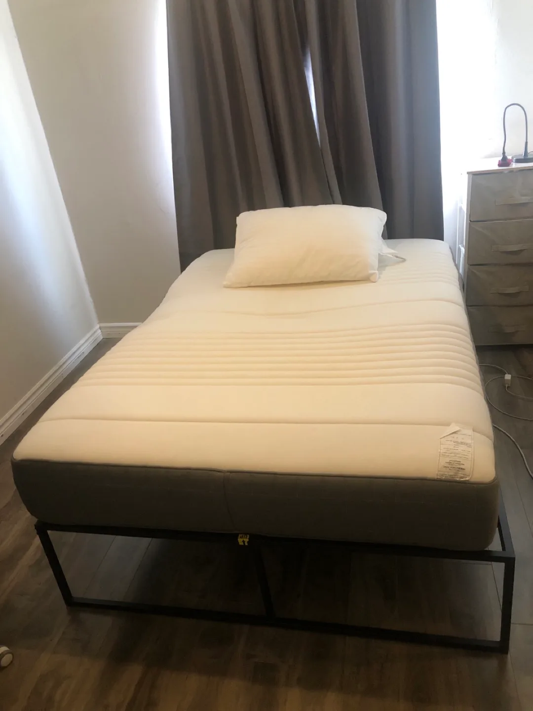 IKEA MATTRESS ONLY thumbnail