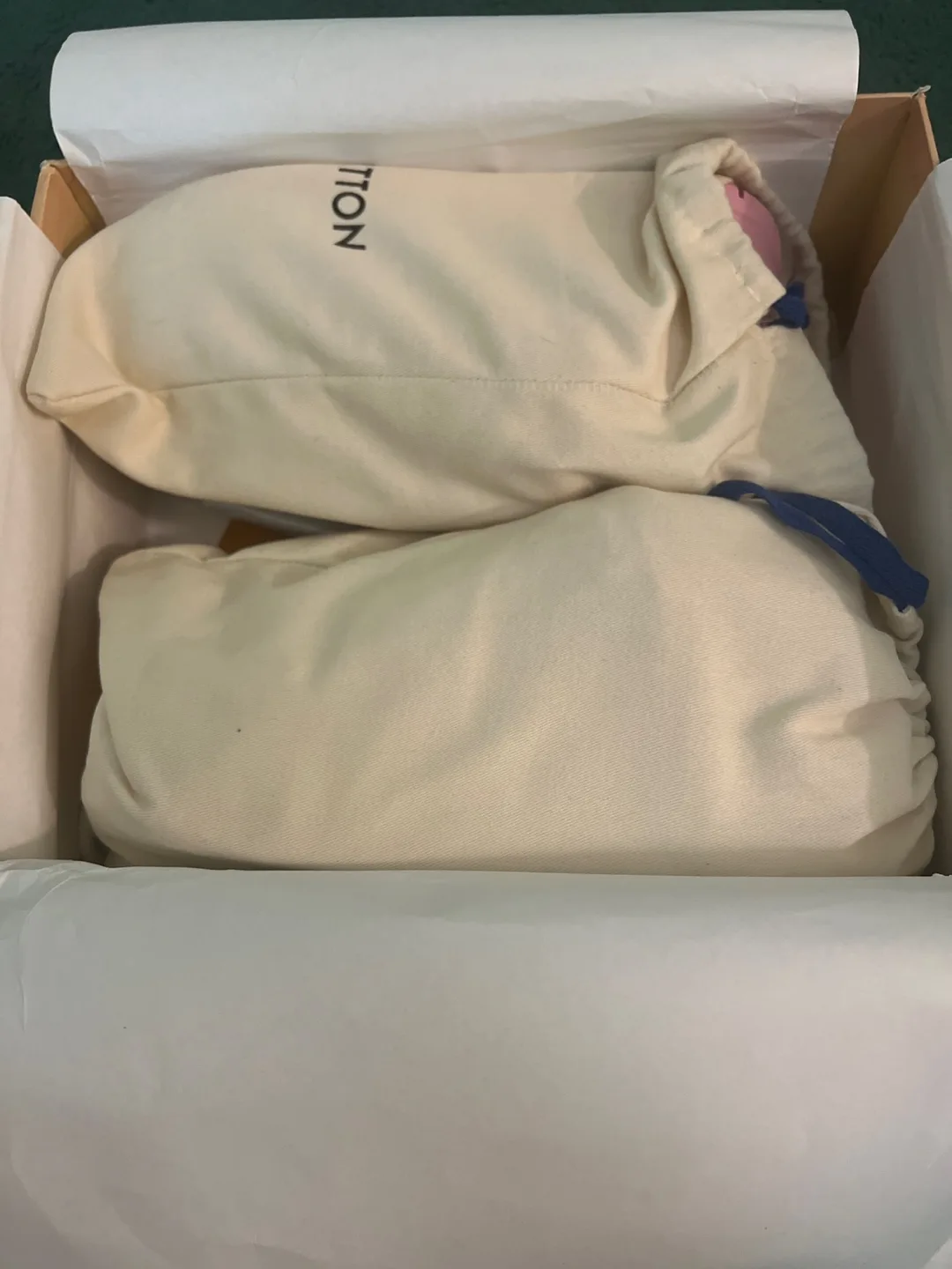 Louis Vuitton Pink Leather Sneakers image indicator(6)