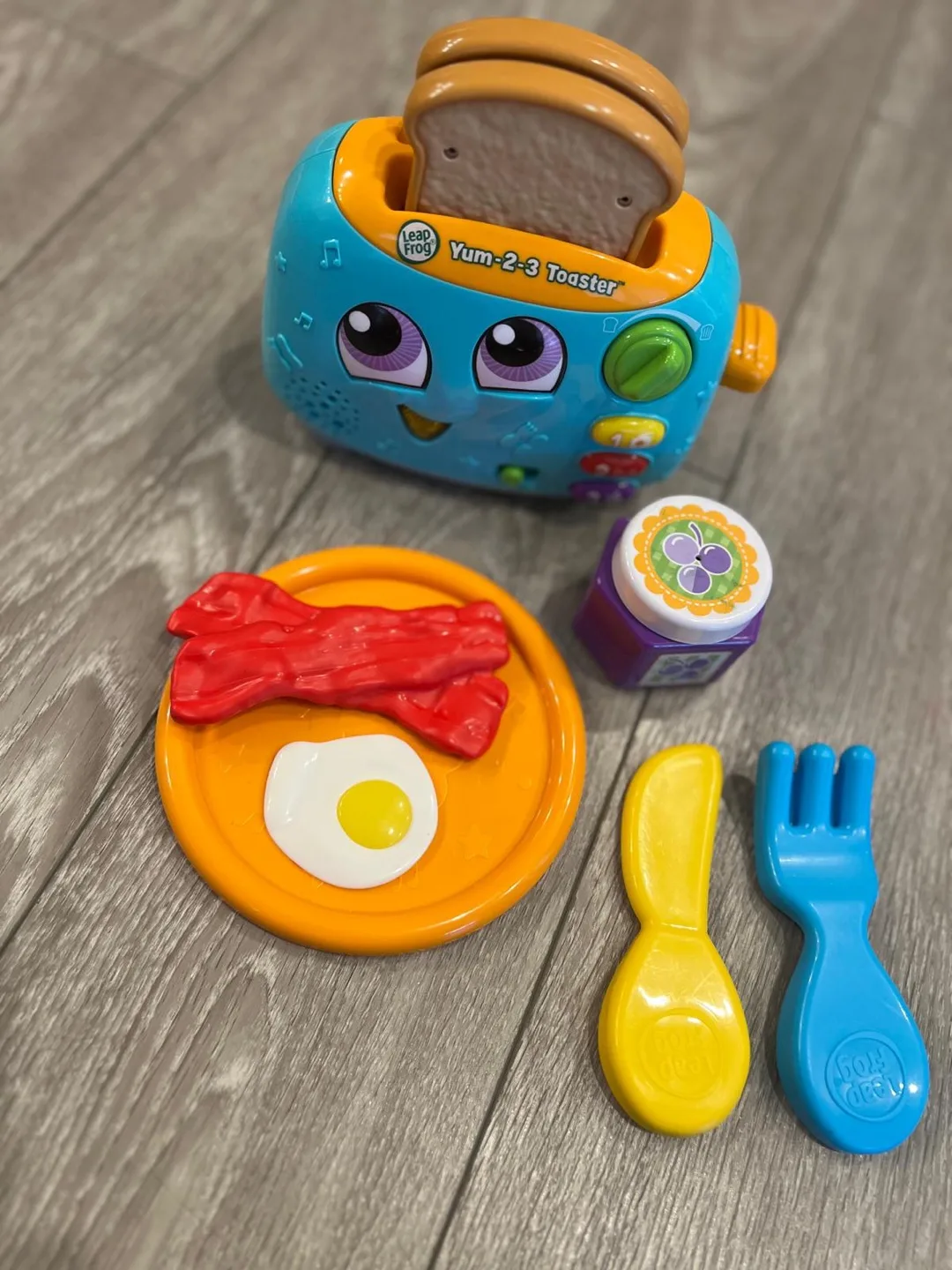 LeapFrog Yum-2-3 Toaster Playset thumbnail