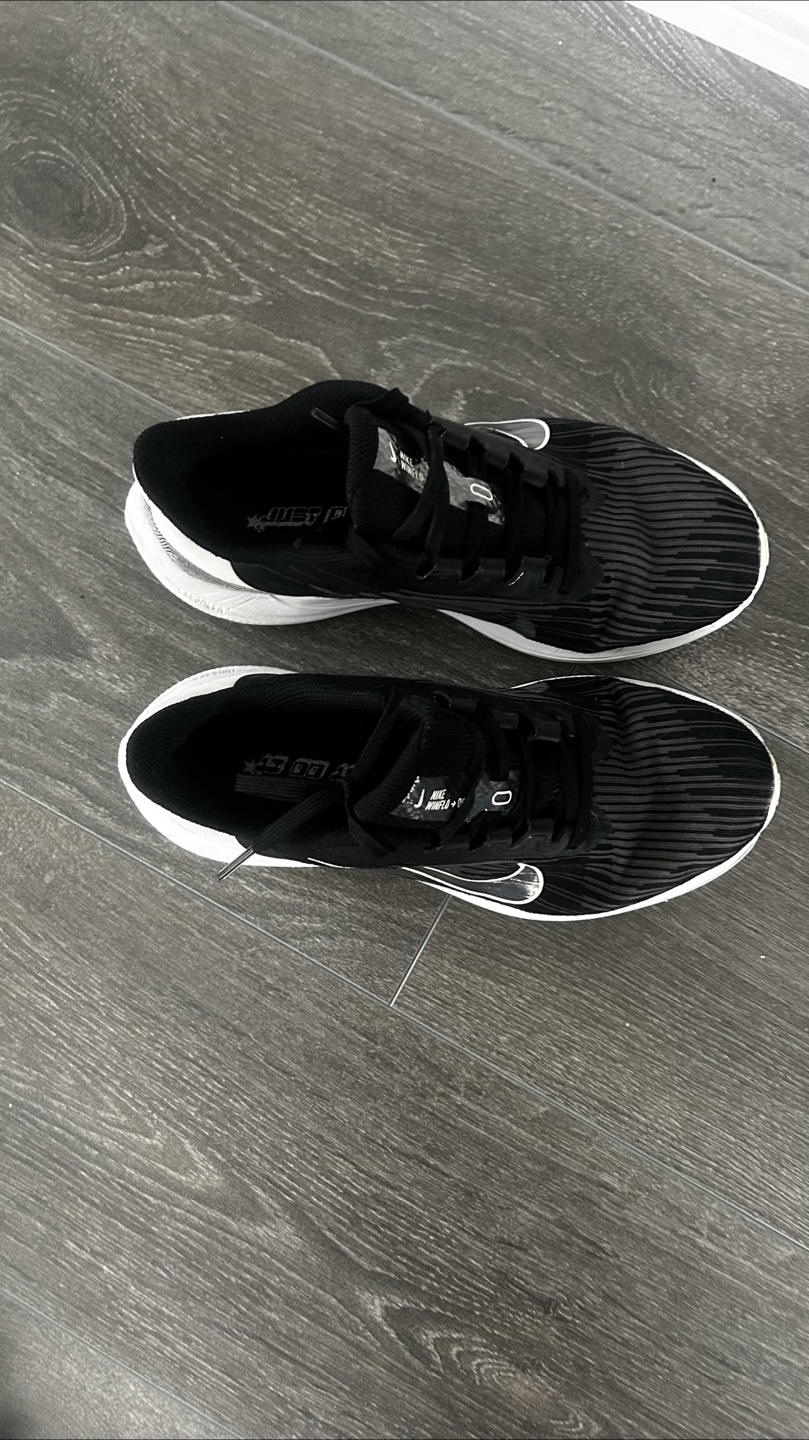 Nike women Air Winflo 9 Running Shoes 👞 size 8 - photo 2
