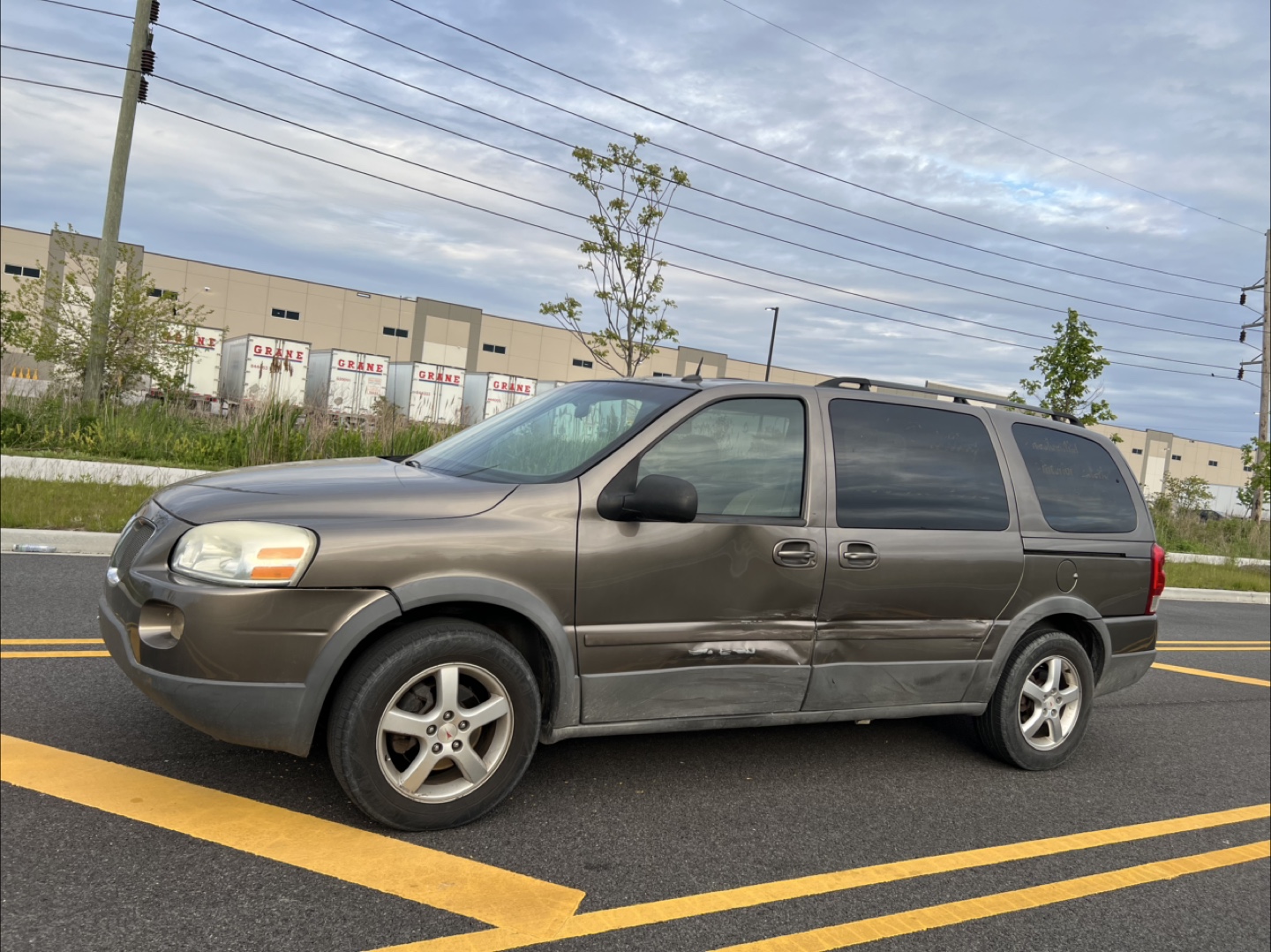 2005 Pontiac Montana SV6 Minivan