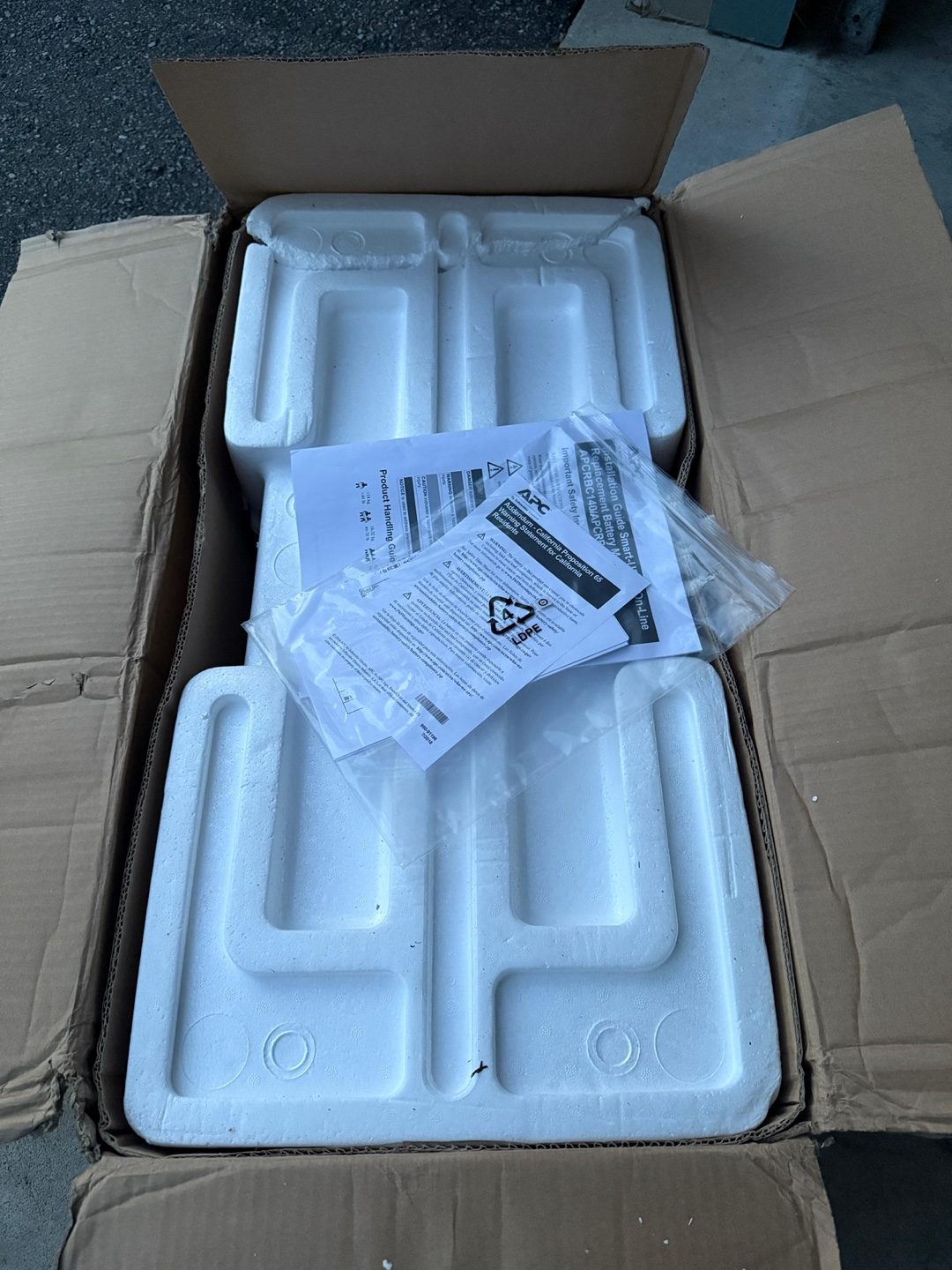 APC APCRBC140 Replacement Battery