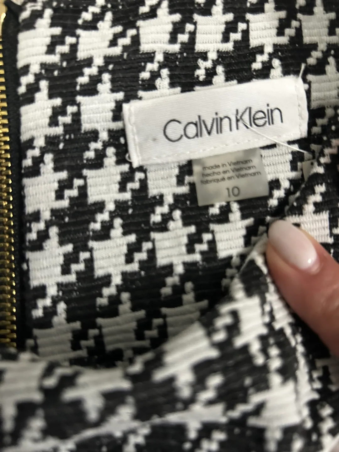 Calvin Klein Houndstooth Shift Dress, Size 10 image indicator(4)