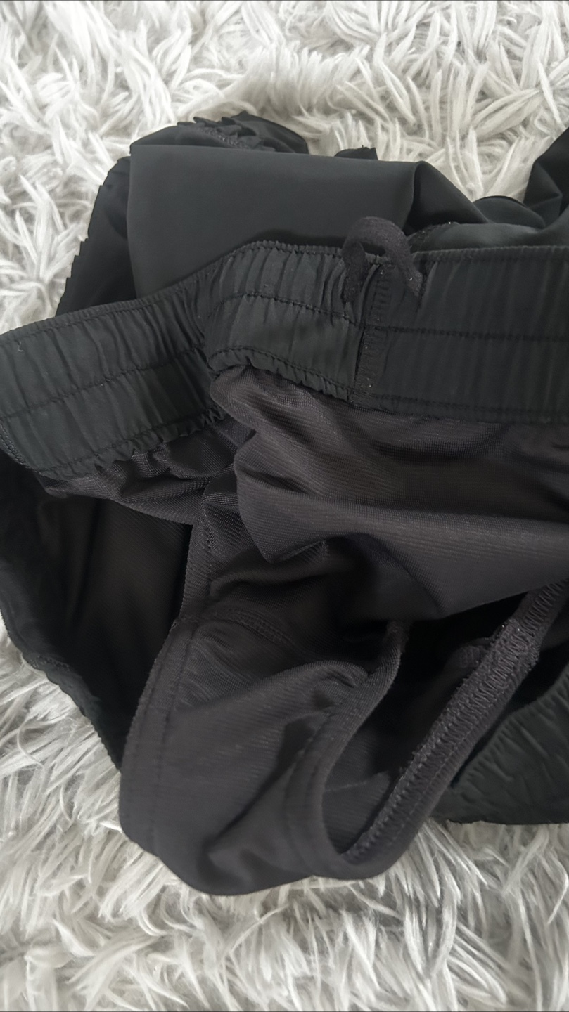 Lululemon Black Running Shorts 🩳 Size 8 - photo 5