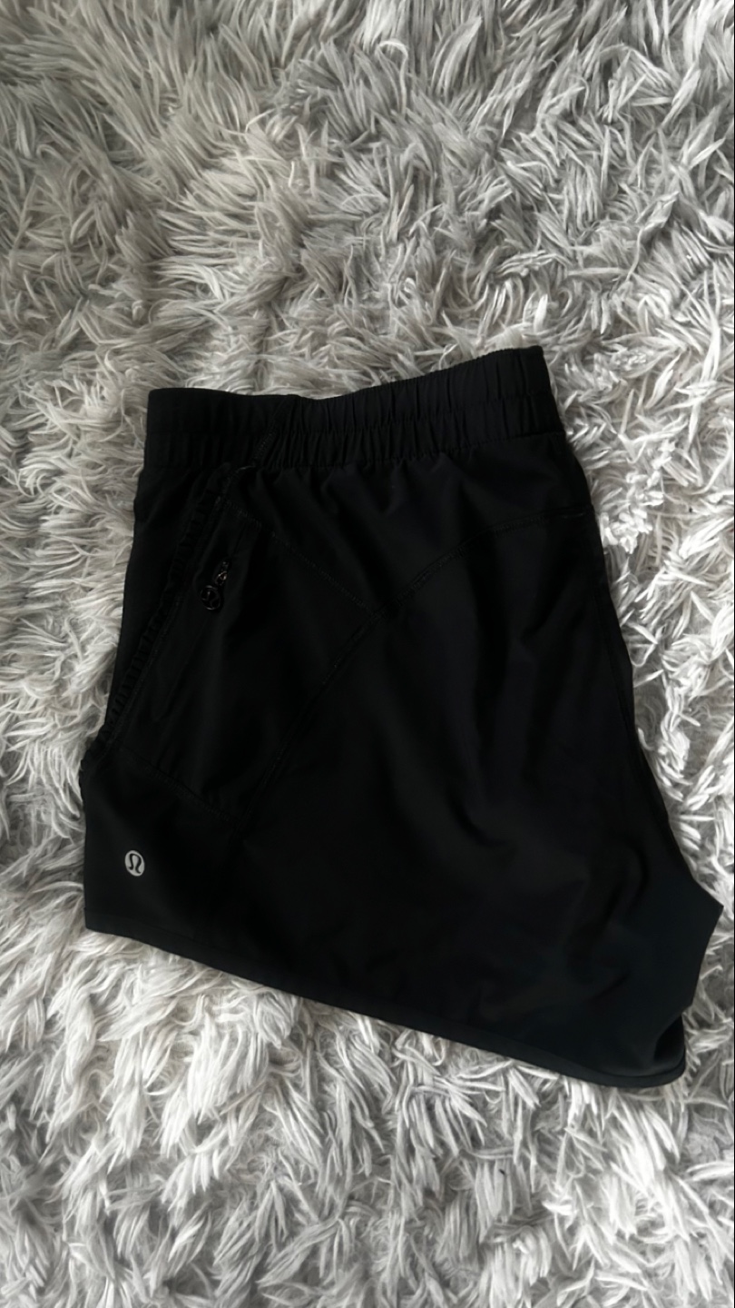 Lululemon Black Running Shorts 🩳 Size 8 - photo 2