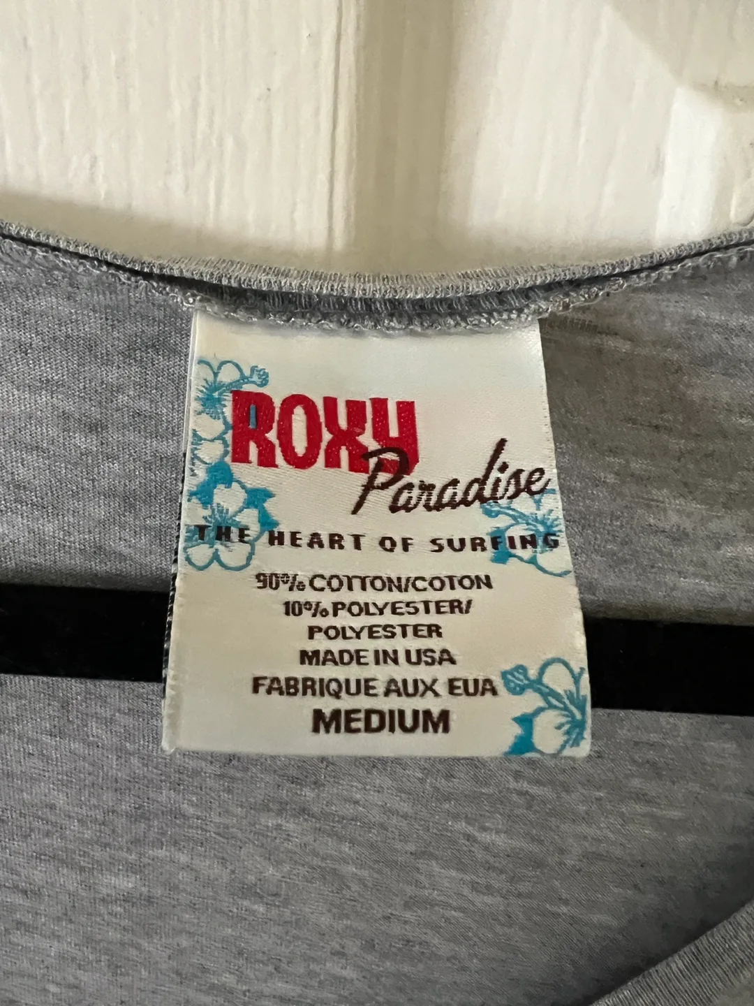 ROXY Paradise Grey V-Neck T-Shirt Medium image indicator(3)