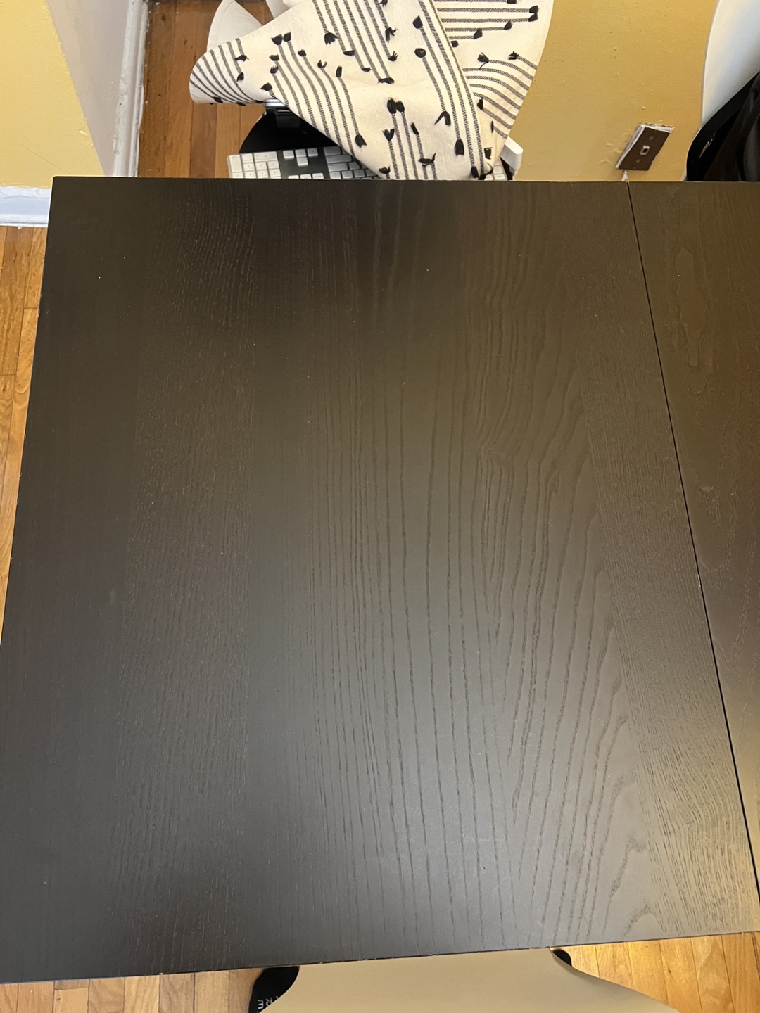 Extendable Black Dining Table - photo 4