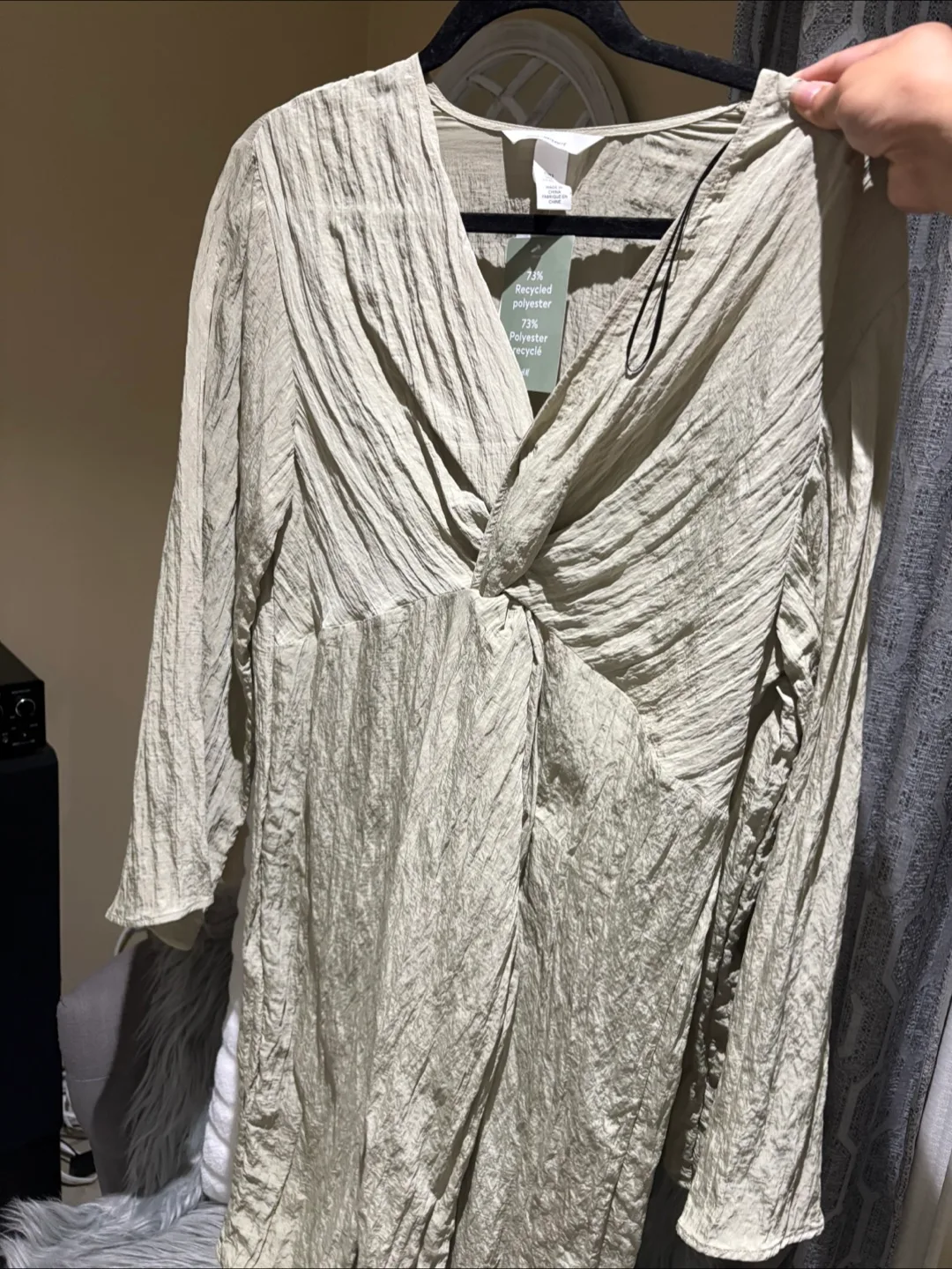 H&M Mama Maternity Knot Front Dress image indicator(2)