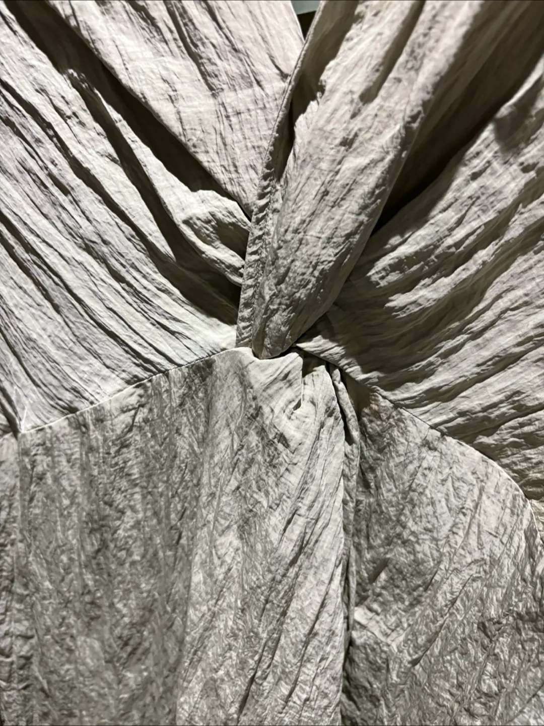 H&M Mama Maternity Knot Front Dress image indicator(5)