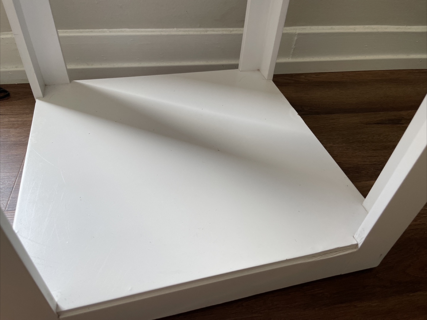 White Cube End Table #freecycle - photo 3
