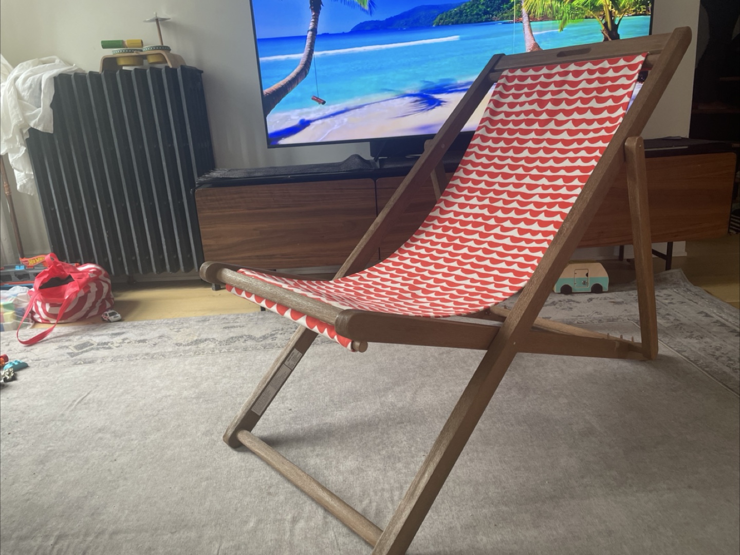 Red and White Striped Wooden Folding Sling Chair