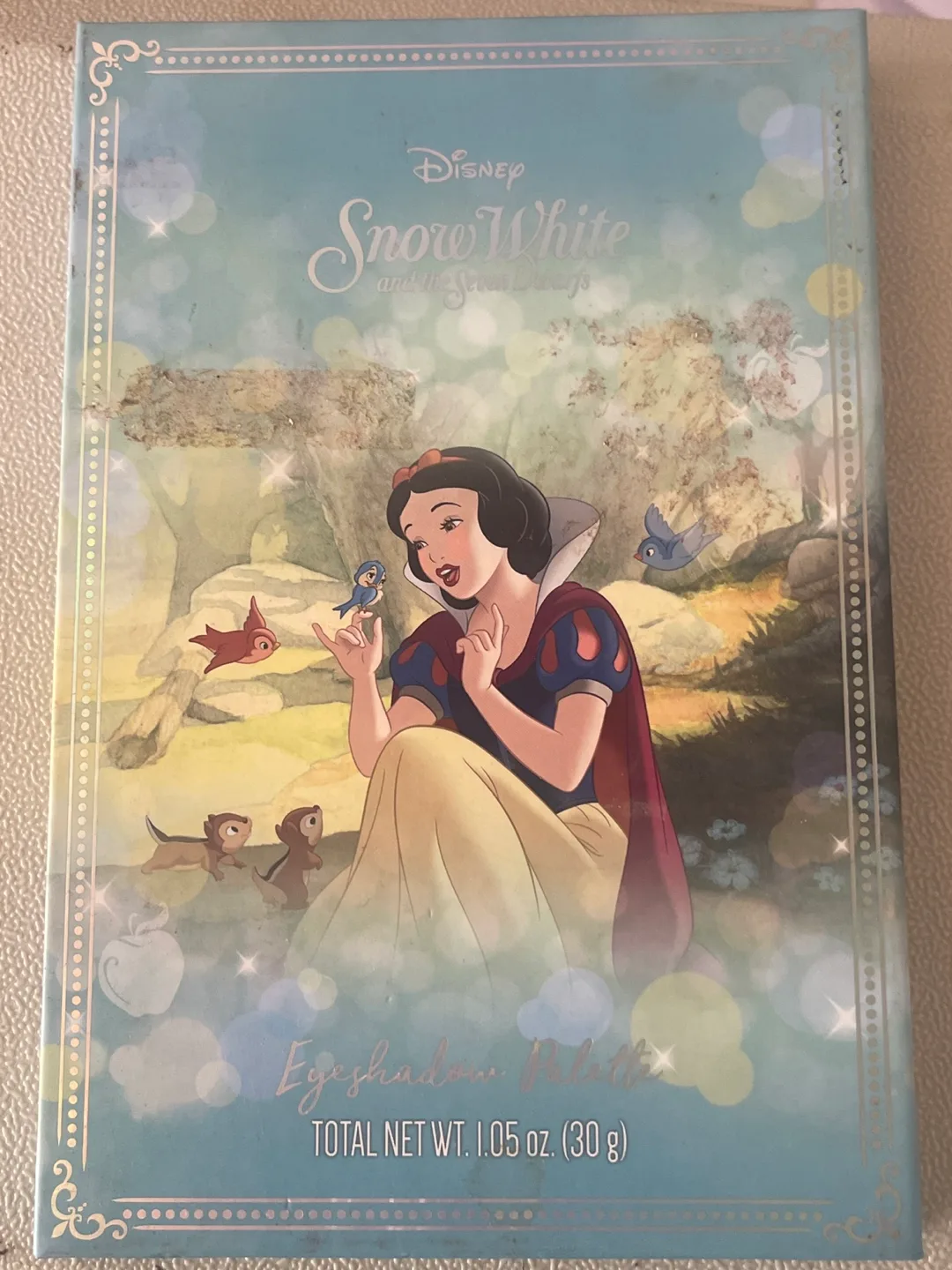 Disney Snow White Eyeshadow Palette image indicator(2)