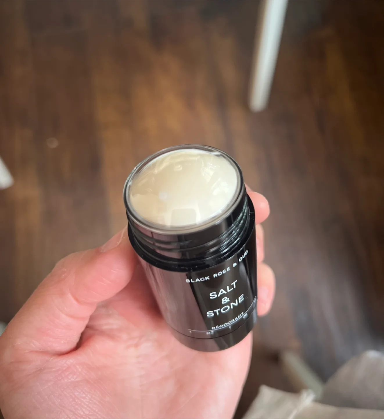 Stone Black Rose & Oud Deodorant image indicator(4)