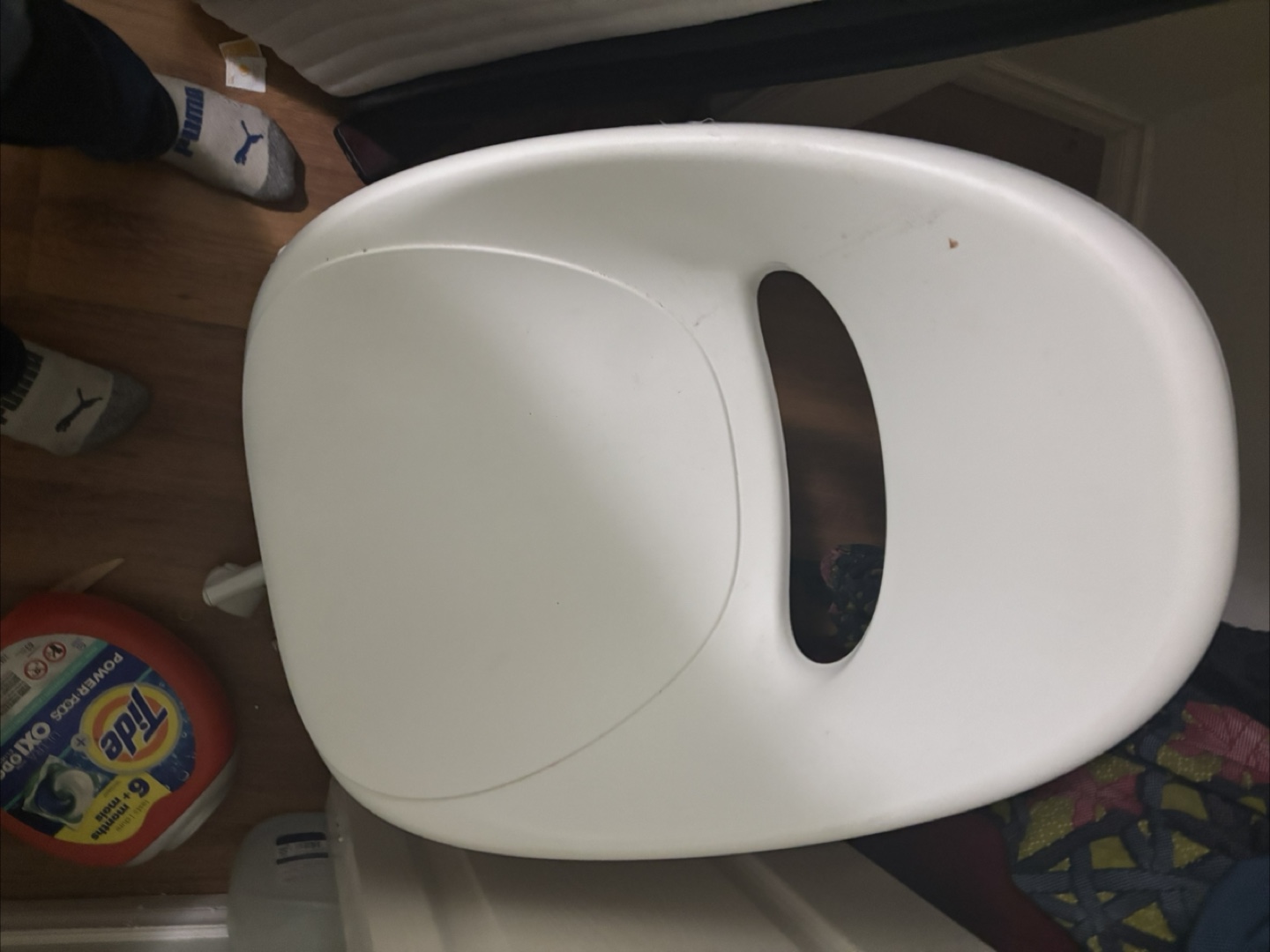 IKEA White Plastic Swivel Chair - photo 2
