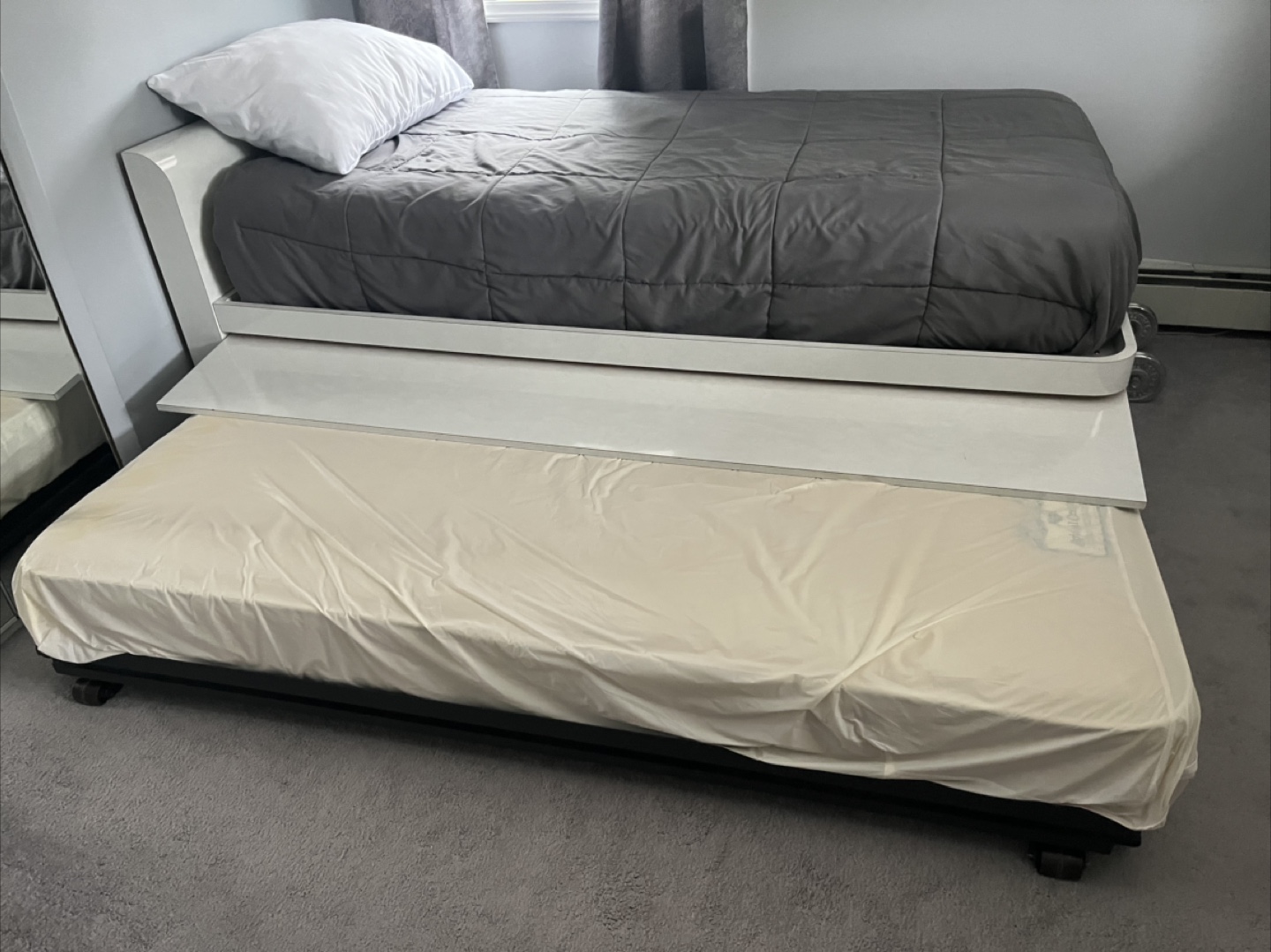 White Bedroom Set with Trundle Bed - photo 2