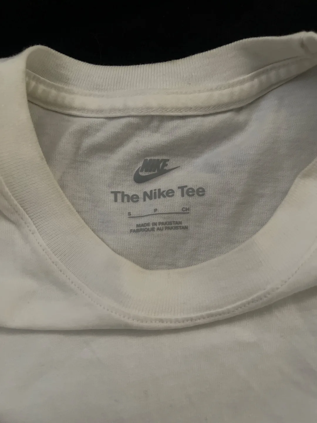 Nike Air Embroidered T-Shirt image indicator(3)