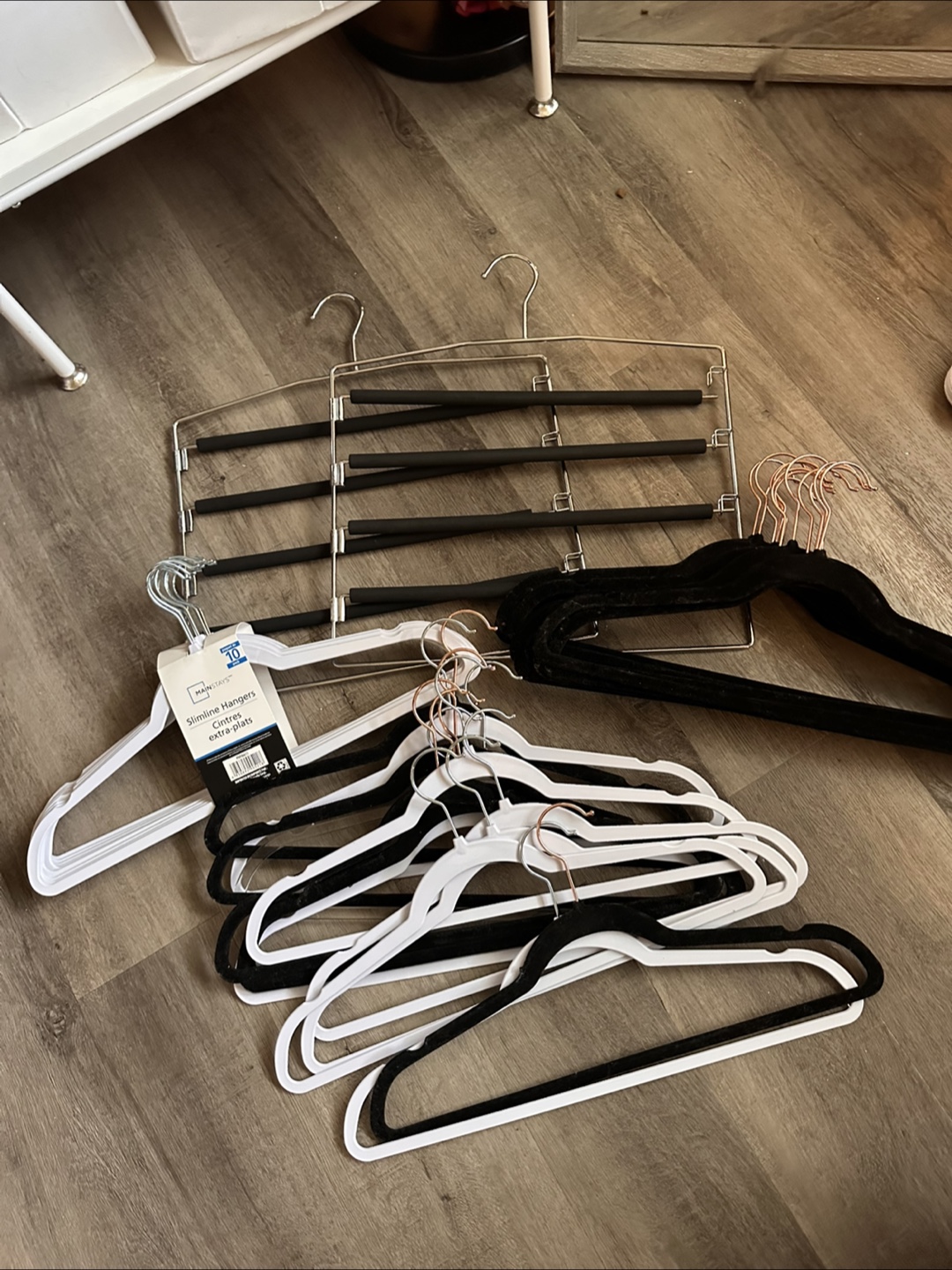 Bulk Clothing Hangers