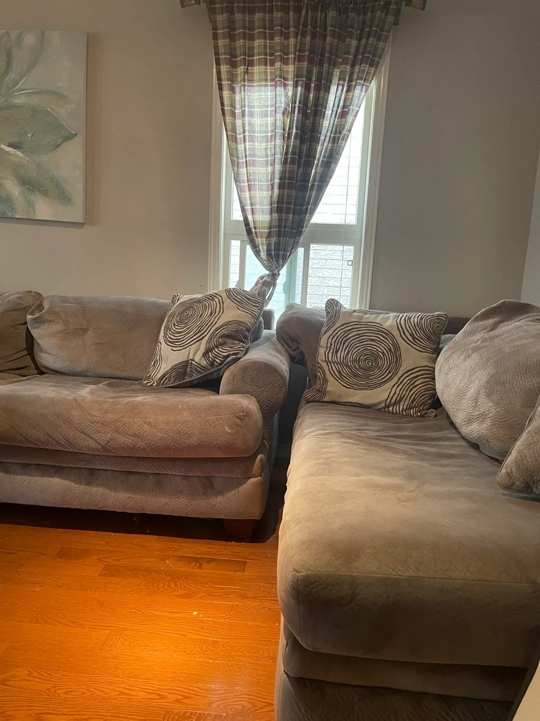 Grey Sectional Sofa image indicator(4)