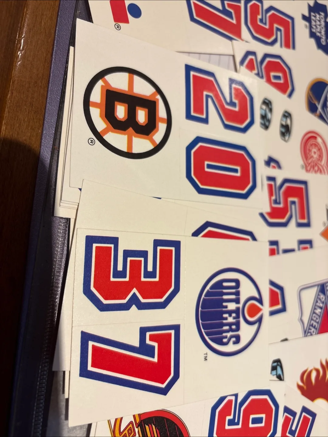 Vintage NHL Hockey Cards & Stickers image indicator(5)