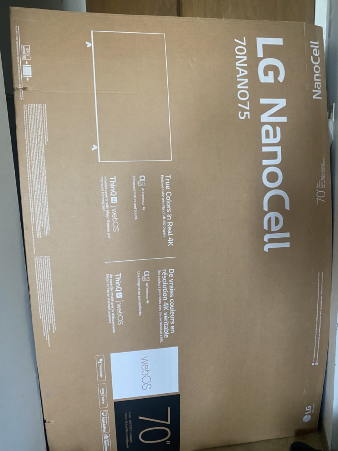 LG 70" 4k NanoCell TV and JYSK TV table $650 - photo 5