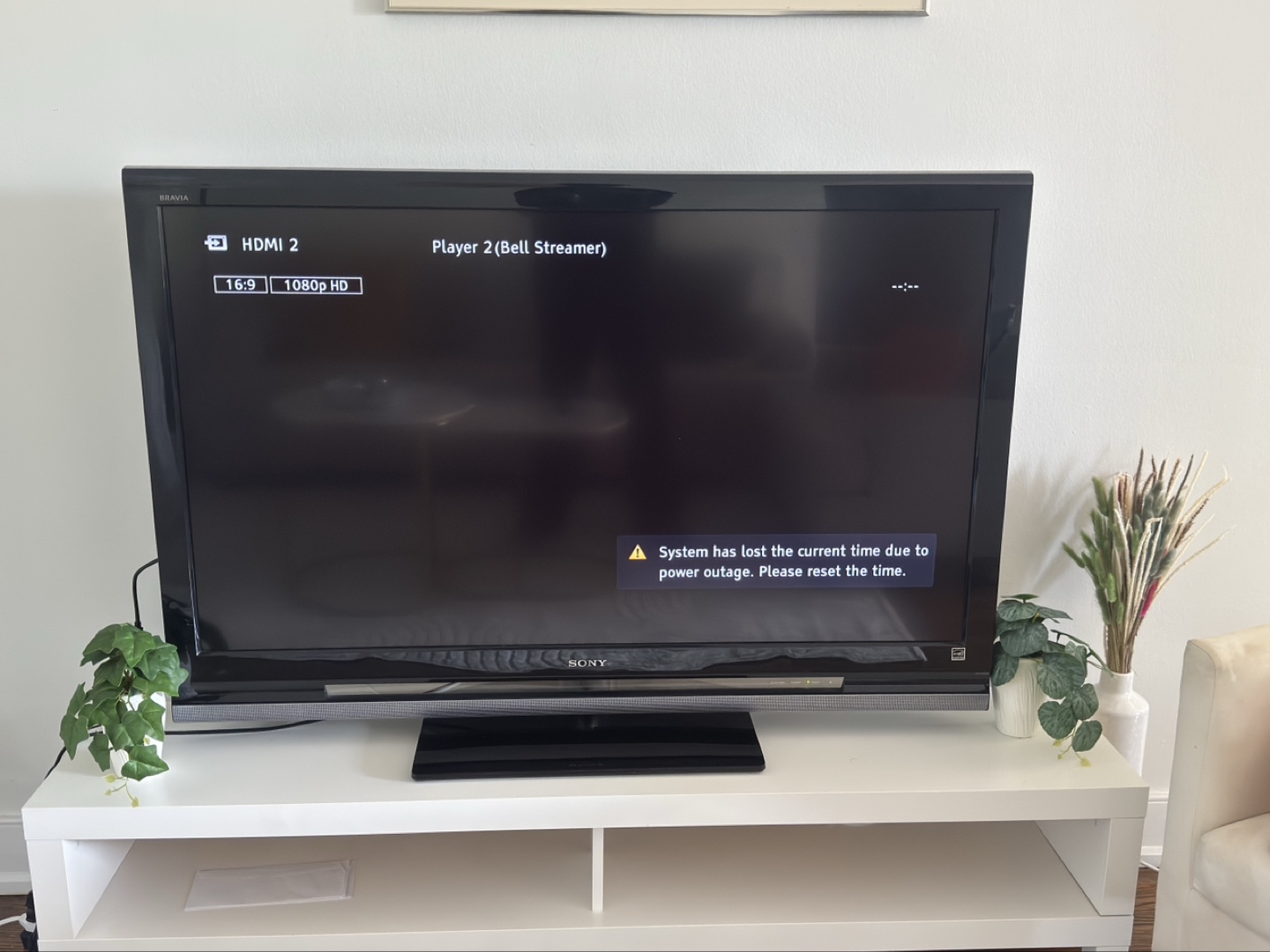 Sony Bravia HDTV - 1080p - with Bell Fibe TV - photo 2
